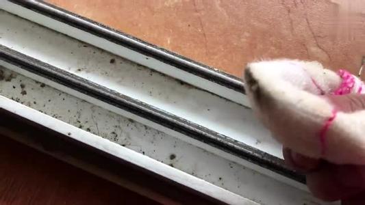 鋁合金門窗