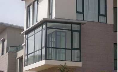 總結關于廣州找封陽臺廠家封陽臺利與弊